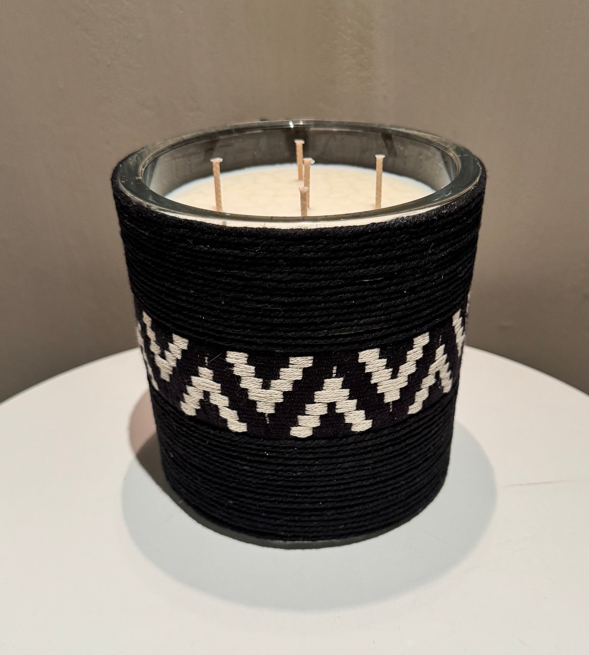 Black&White Candle